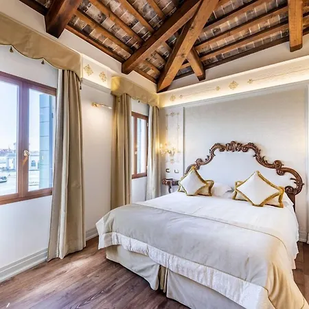 Monaco & Grand Canal Hotell 4*