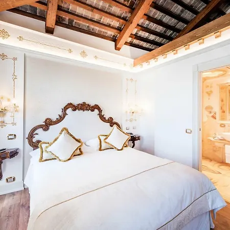 Monaco & Grand Canal Hotell