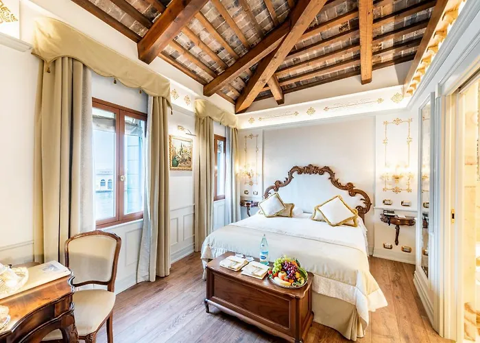 Monaco & Grand Canal 4*