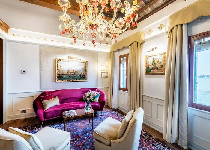 Monaco & Grand Canal 4*