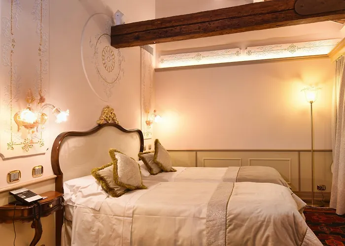 Monaco & Grand Canal Venise