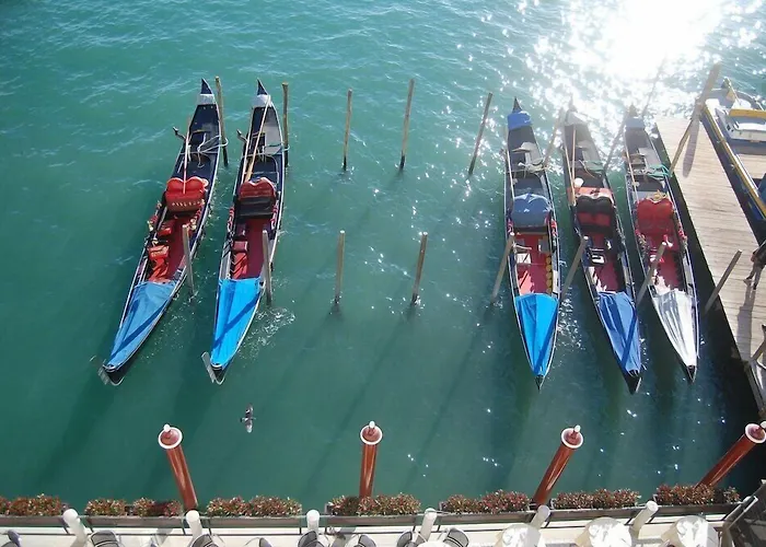 Hotel Monaco & Grand Canal 4*