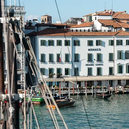 Hotel Monaco&grand Canal 4*