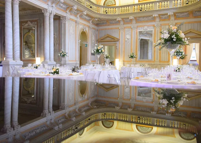 Hotel Monaco&grand Canal