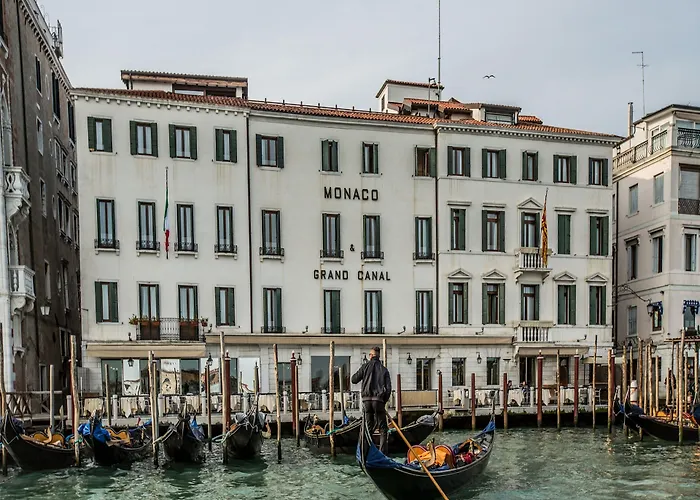 Monaco&grand Canal Venecia
