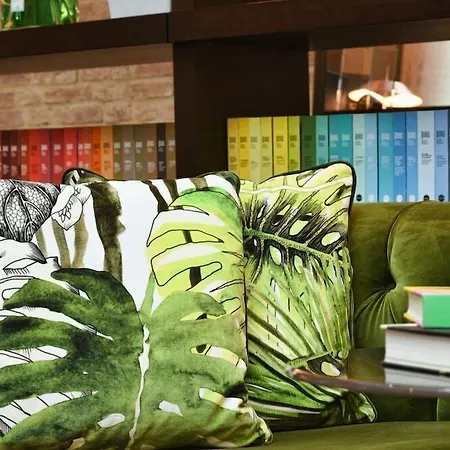 モナコ ＆ グランド カナル 4*