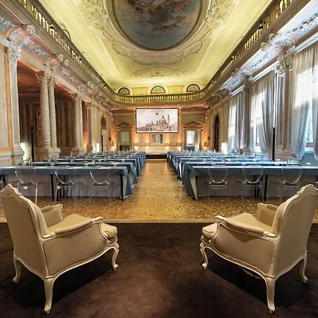 Hotel Monaco & Grand Canal 4*