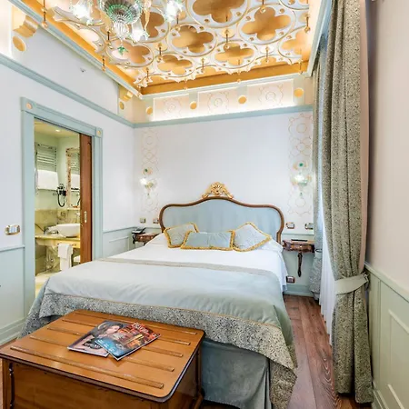 Monaco & Grand Canal Otel Venedik