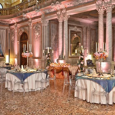 Monaco & Grand Canal 4* Venedik