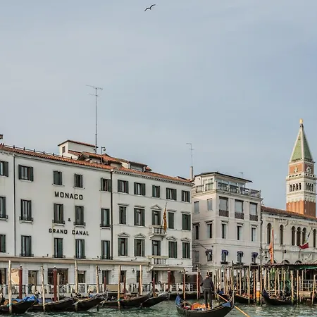 מלון Monaco & Grand Canal 4*